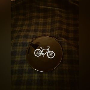 Cute UO dish 🚲